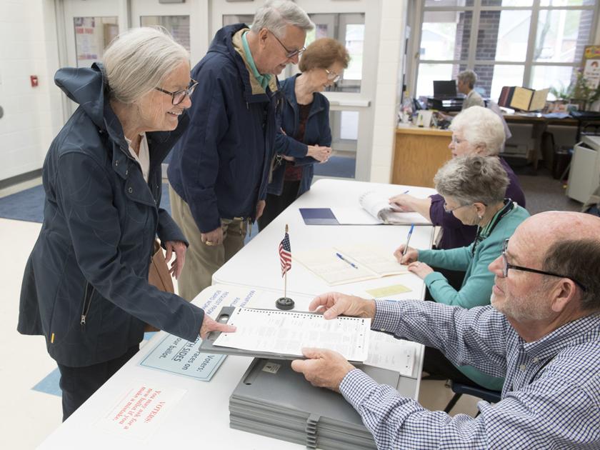 Voters headed to polls to decide next Lincoln mayor Elections