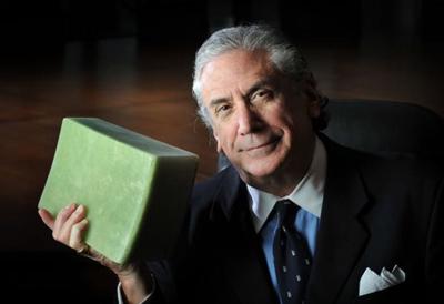 US-NEWS-BUSINESSMAN-BODIES-MS