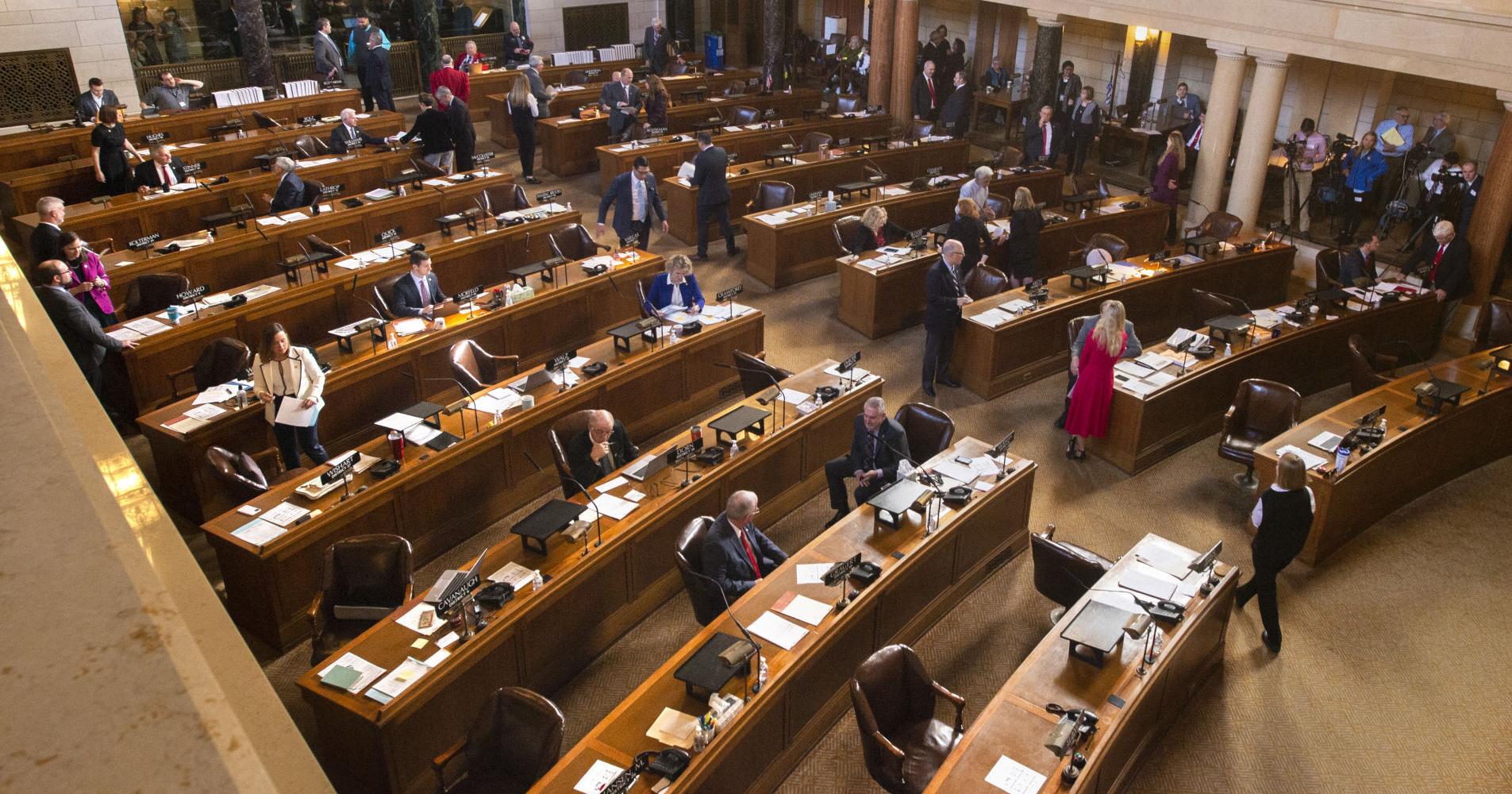 Nebraskans, not state, will get more child support under recently passed bill - Vimarsana News