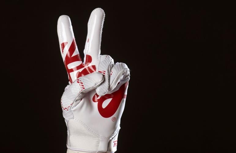 Husker Extra Cover, 8.6