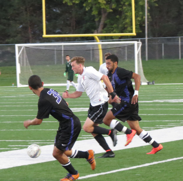 Ramsay, Guyer have Hastings rolling into NAIA soccer tourney