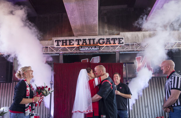Arehart Bruno tailgate wedding