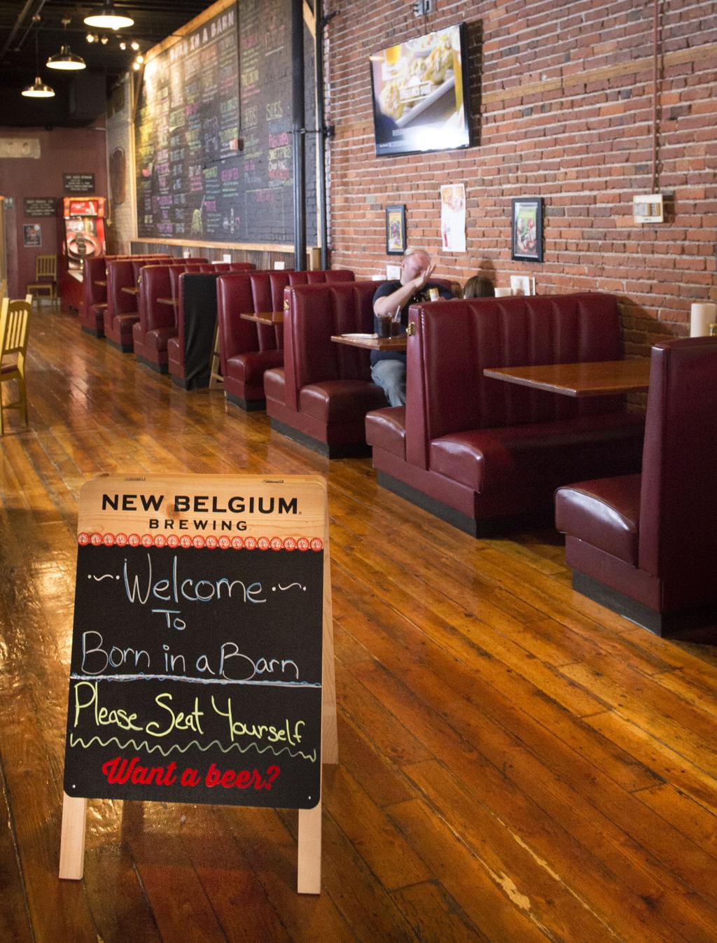 Wings Burgers And More At Born In A Barn Dining Journalstar Com
