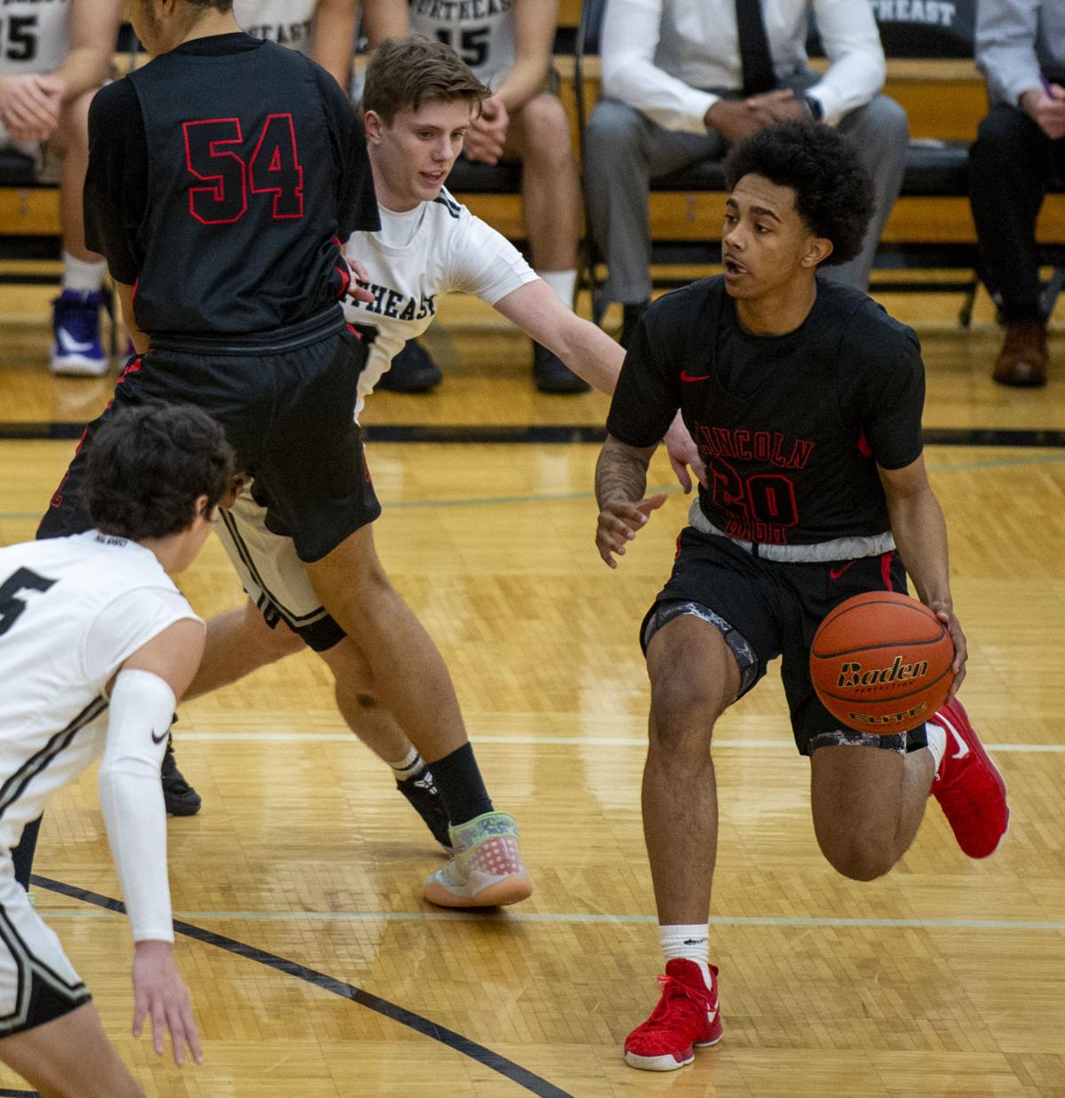 Hac Boys Hoops Rockets Soar Past Lincoln High In Opening Round
