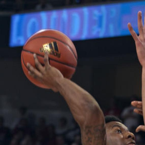 Btn Announces Huskers Hoops Appearances Life In The Red