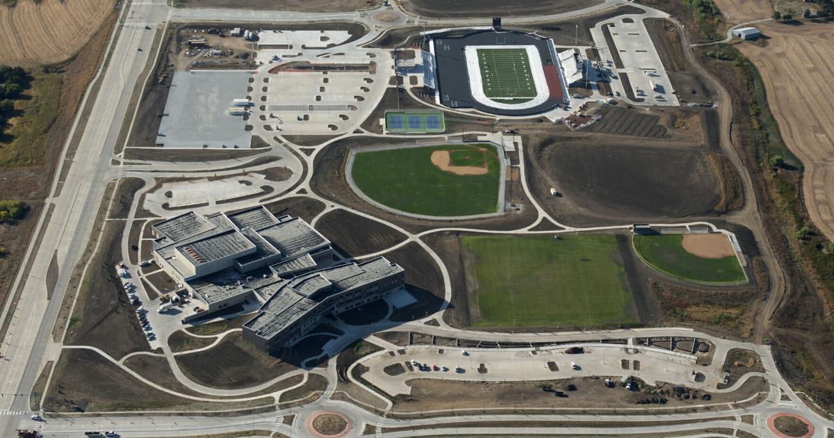 Projects moving forward despite supply, labor challenges