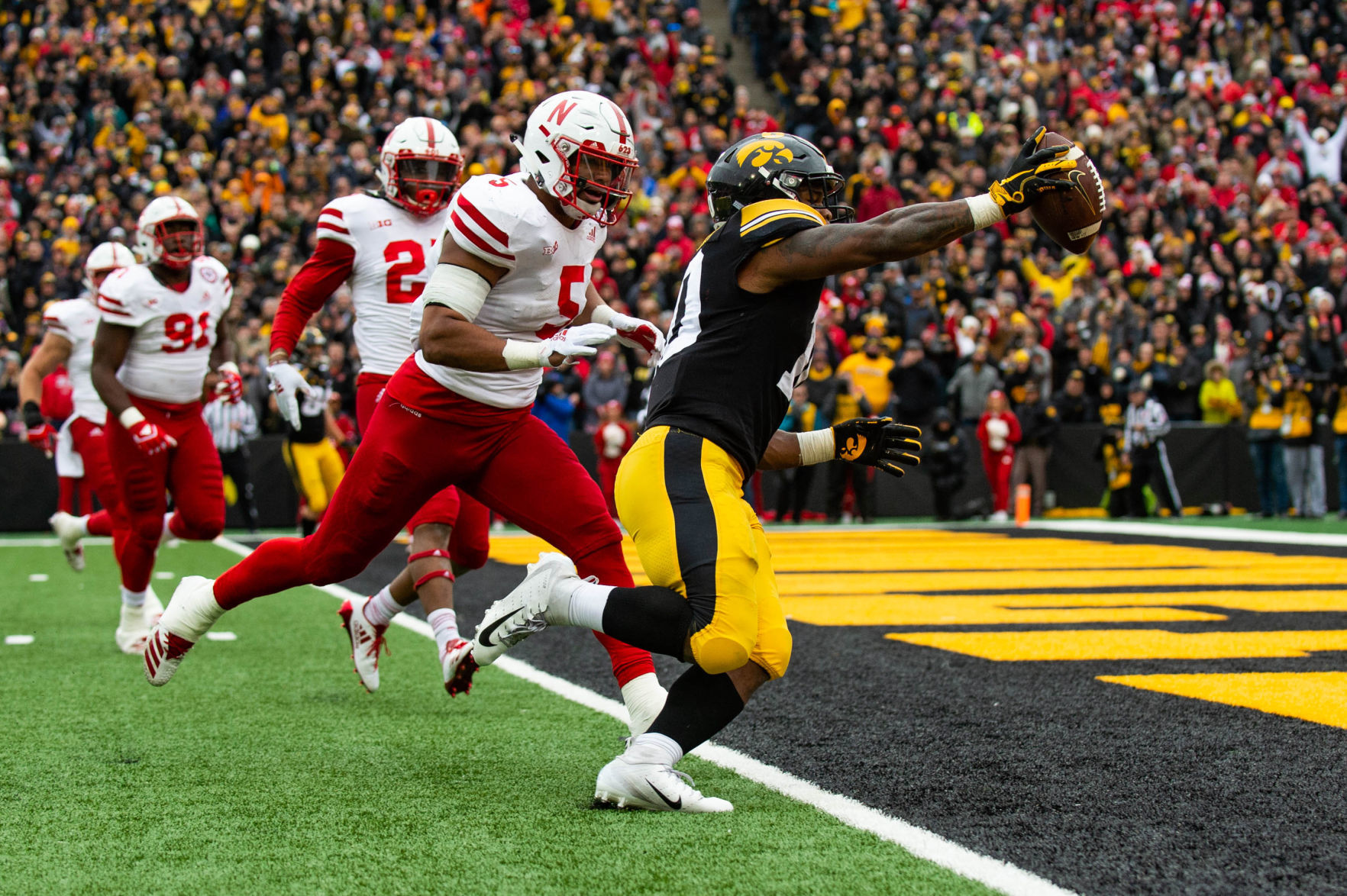 Steven M. Sipple: As Nebraska Lost Its Way As A Program, Iowa's Just ...