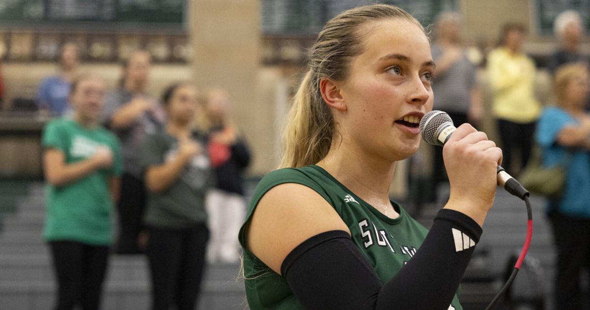 Lincoln Southwest's setter sings national anthem, powers sweep over Southeast