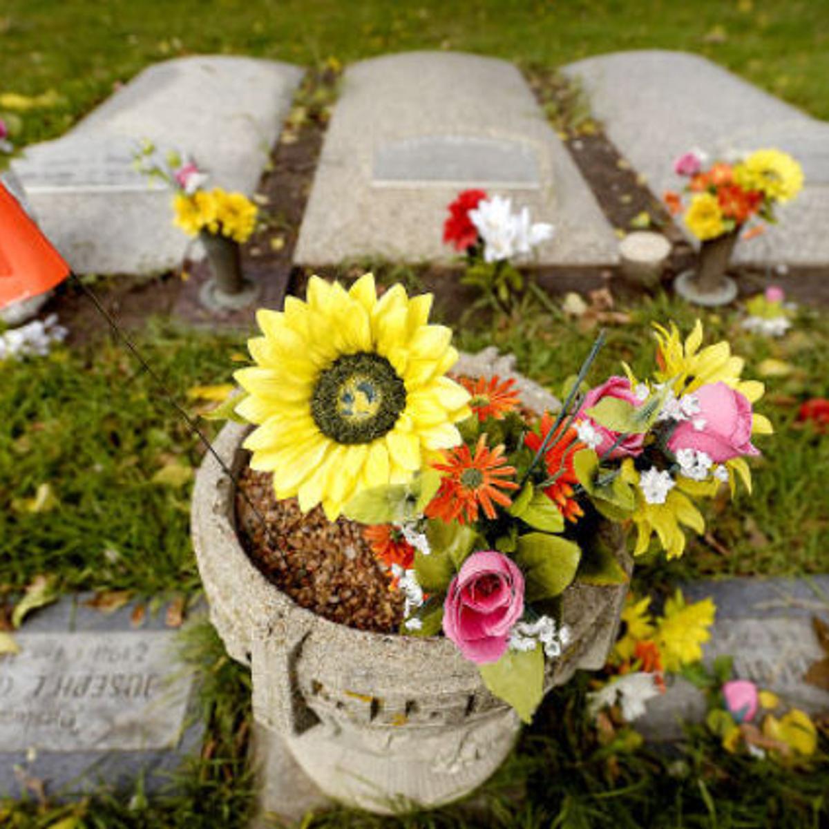 Graveside Flower Pots Benches No Longer Welcome At Cemetery