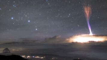 Two Sky Phenomena Captured In One Amazing Picture News Journalstar Com Two Sky Phenomena Captured In One Amazing Picture News Journalstar Com