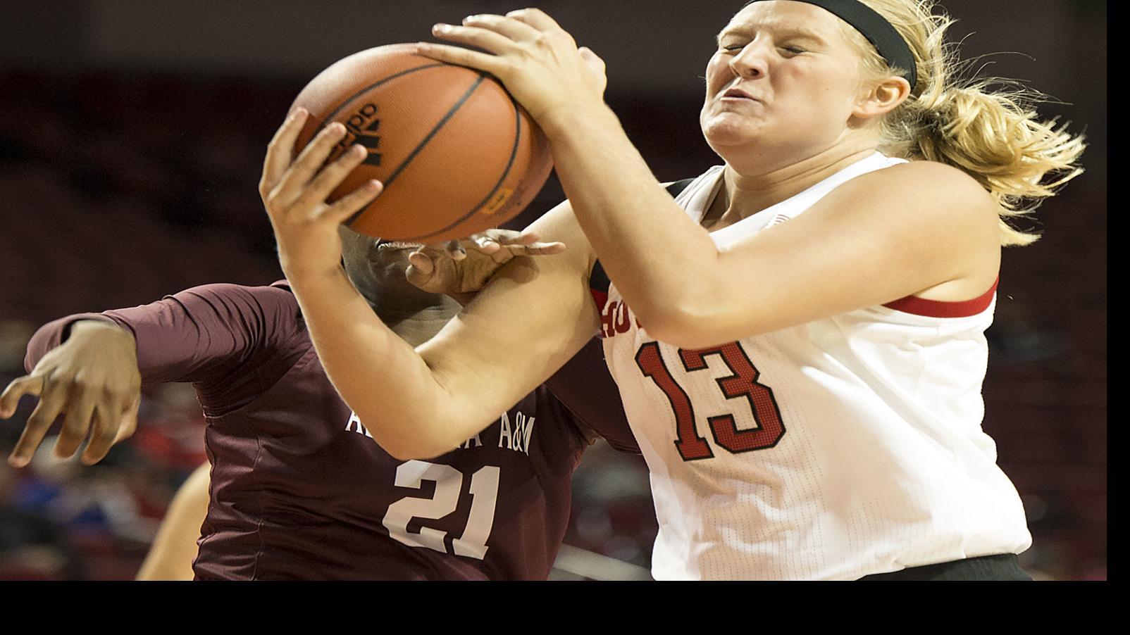 I Walk Away Feeling Good Nebraska Women Sink Alabama A M Before Kid Filled Matinee Crowd Women S Basketball