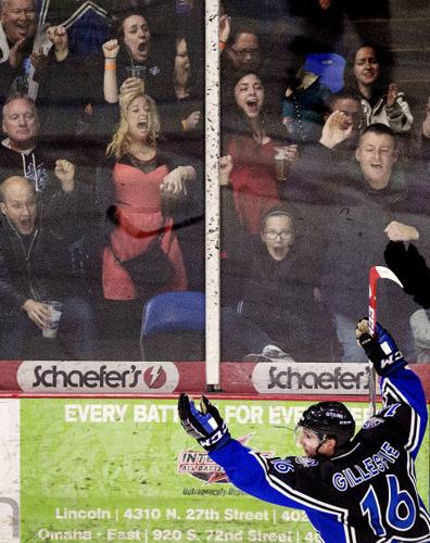 Des Moines Buccaneers vs. Lincoln Stars, 1.30.15