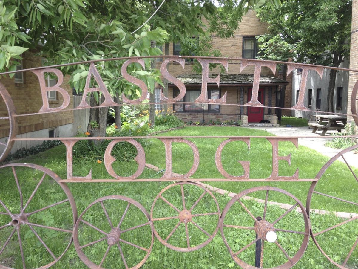 Bassett Lodge
