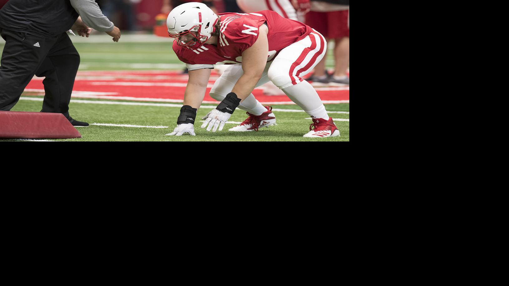 Dl Casey Rogers Tutored By Husker Vets Says He Ll Be Ready To