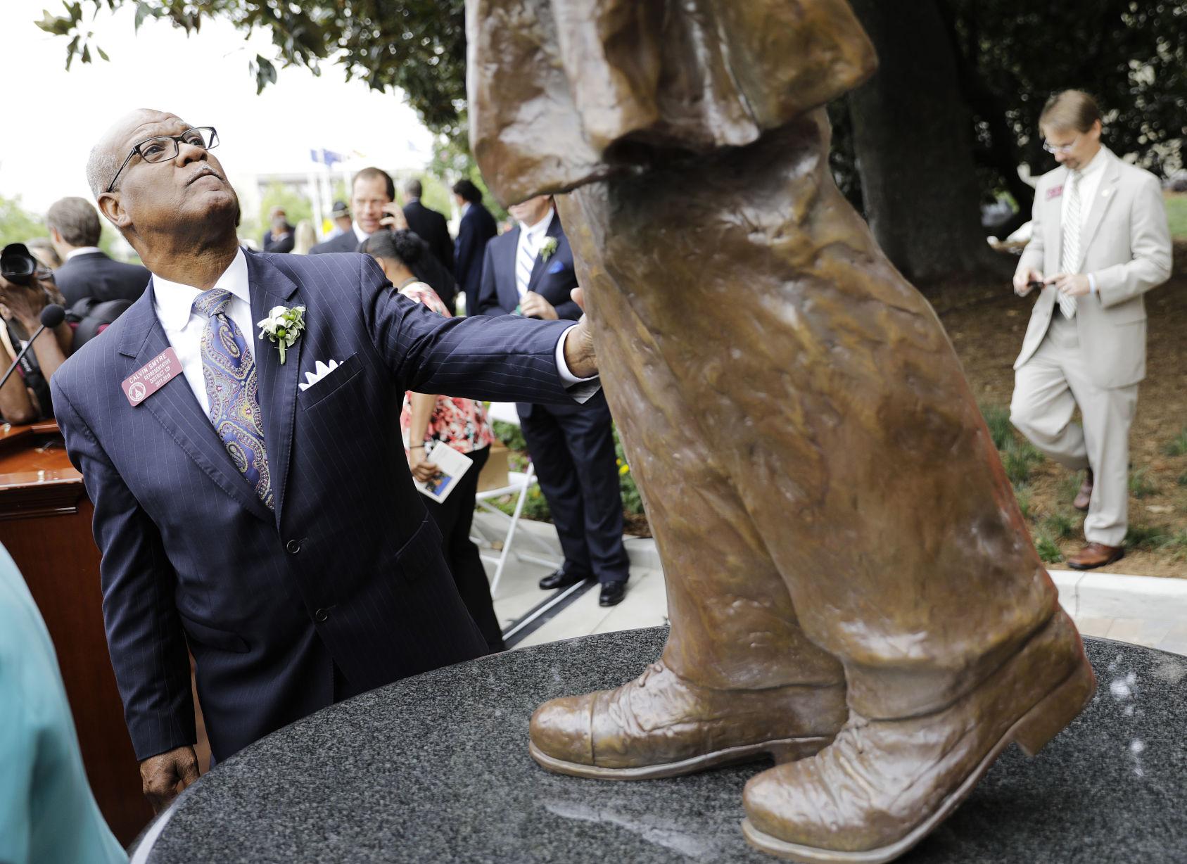 Photos: Statue of Martin Luther King Jr. unveiled in his hometown