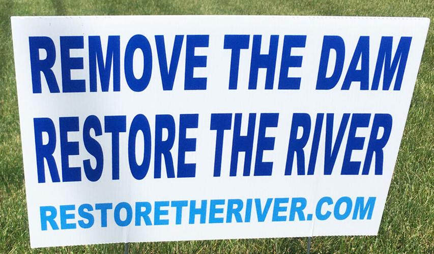 Remove Echo Lake group yard sign file photo