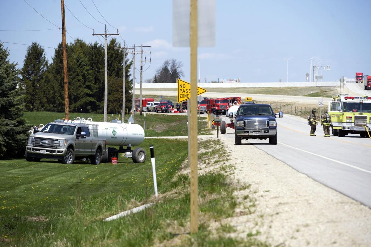 Small ammonia leak forces frontage road closures; no reported injuries
