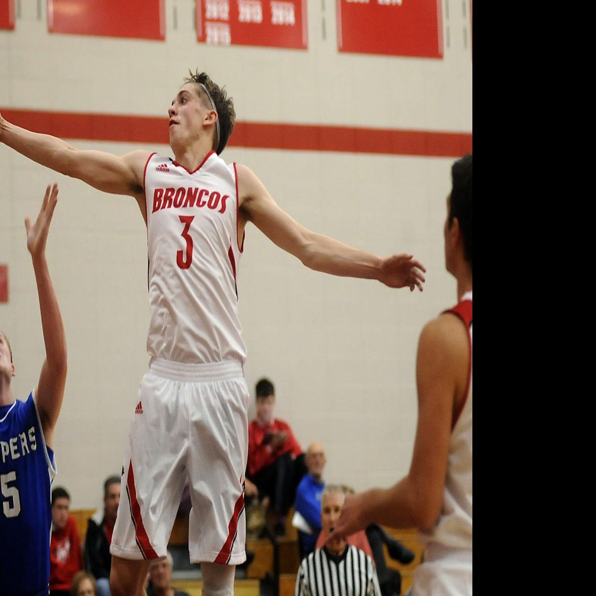 Boys Basketball Union Grove Has Just Enough In Win Over Catholic