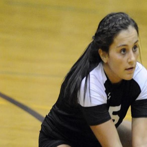 All Racine County Girls Volleyball Player Of The Year Longoria Digs Way To The Top Prep Sports Journaltimes Com