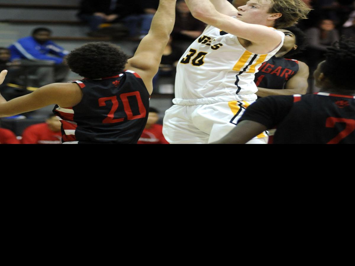 Wiaa Regional Boys Basketball Horlick S Garcia Comes Through In Clutch Prep Sports Journaltimes Com