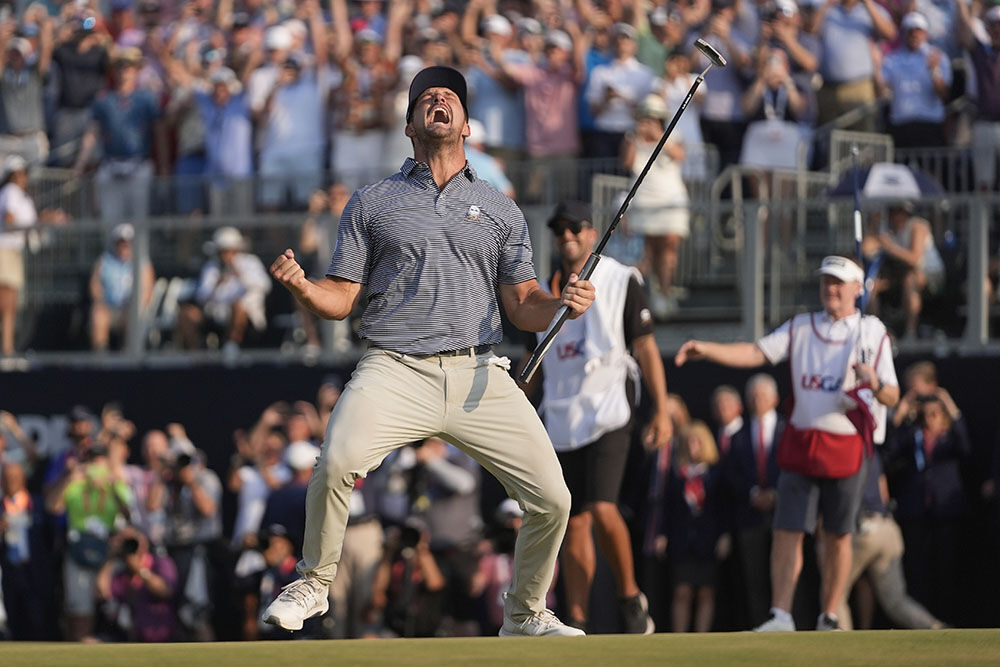 Sports Week in Pictures: US Open golf, international soccer and more!