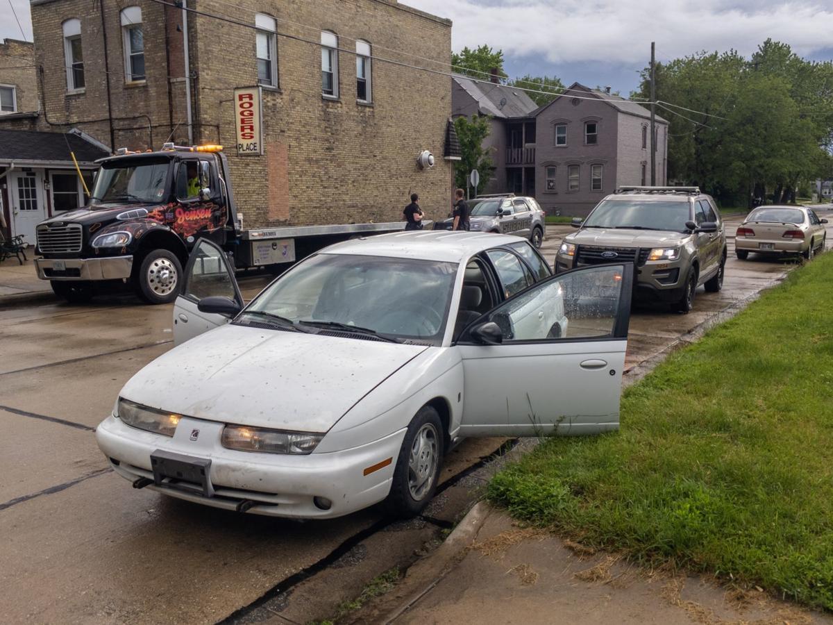 Vehicle abandoned with 476 grams of pot brownies