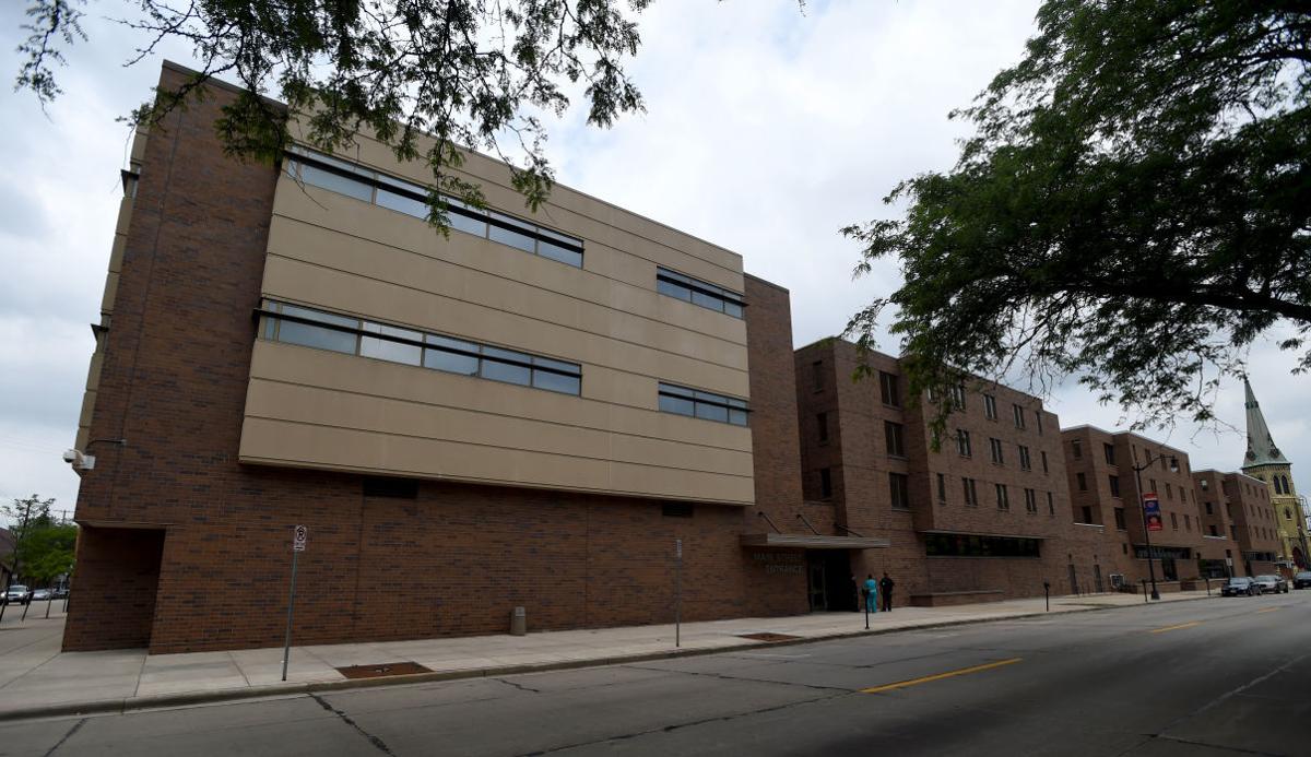 Man who escaped jail work detail 6 years ago is apprehended