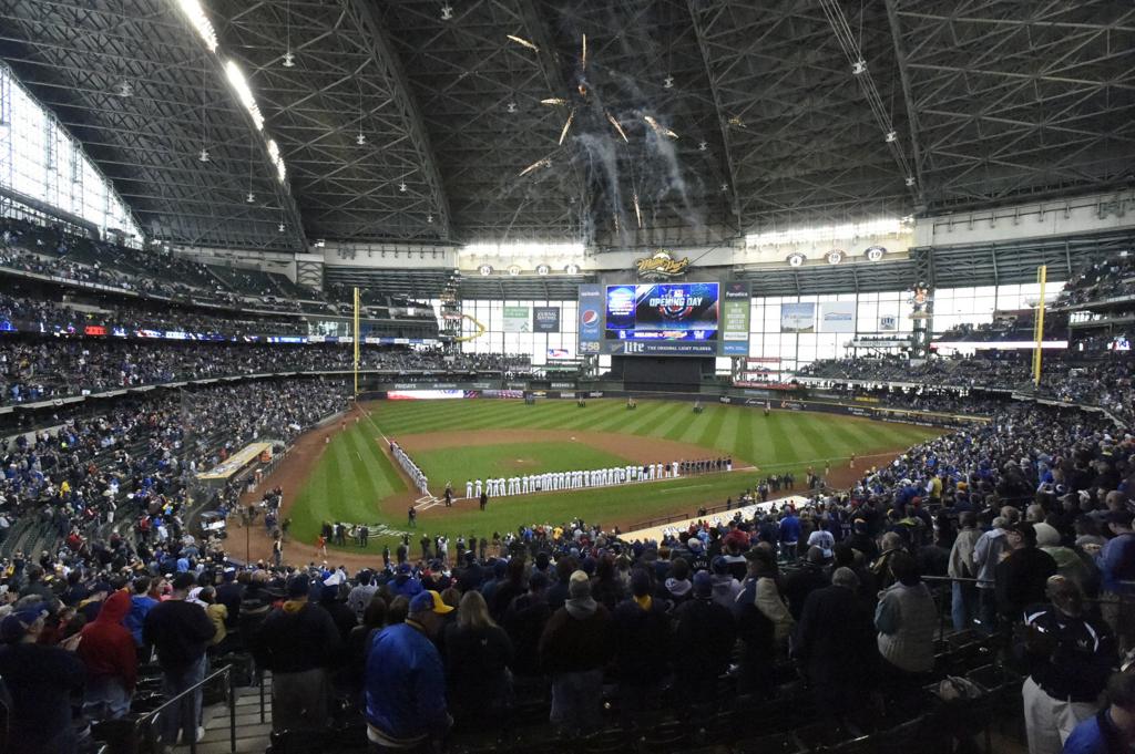 Brewers American Family Insurance Gets Naming Rights To Miller Park Local News Journaltimes Com