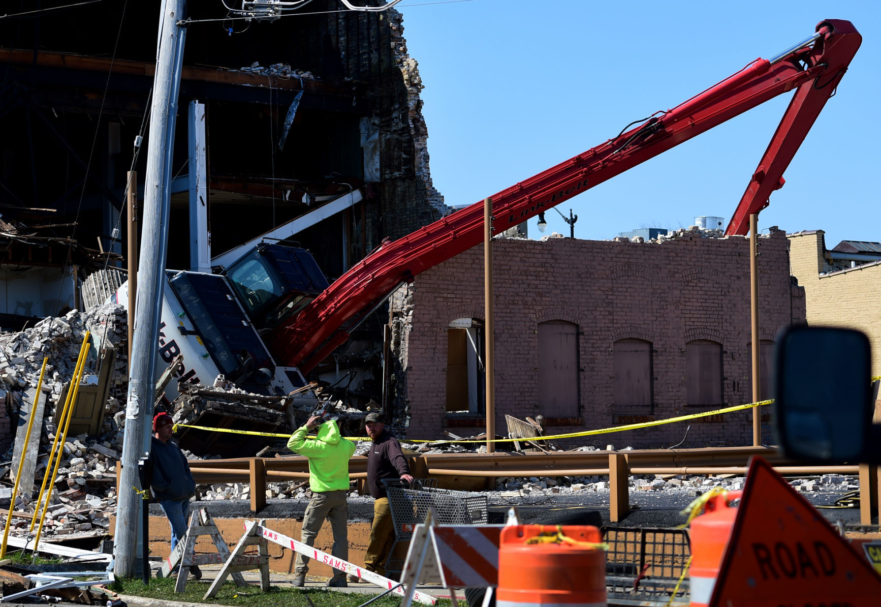 demolition physics knock down building