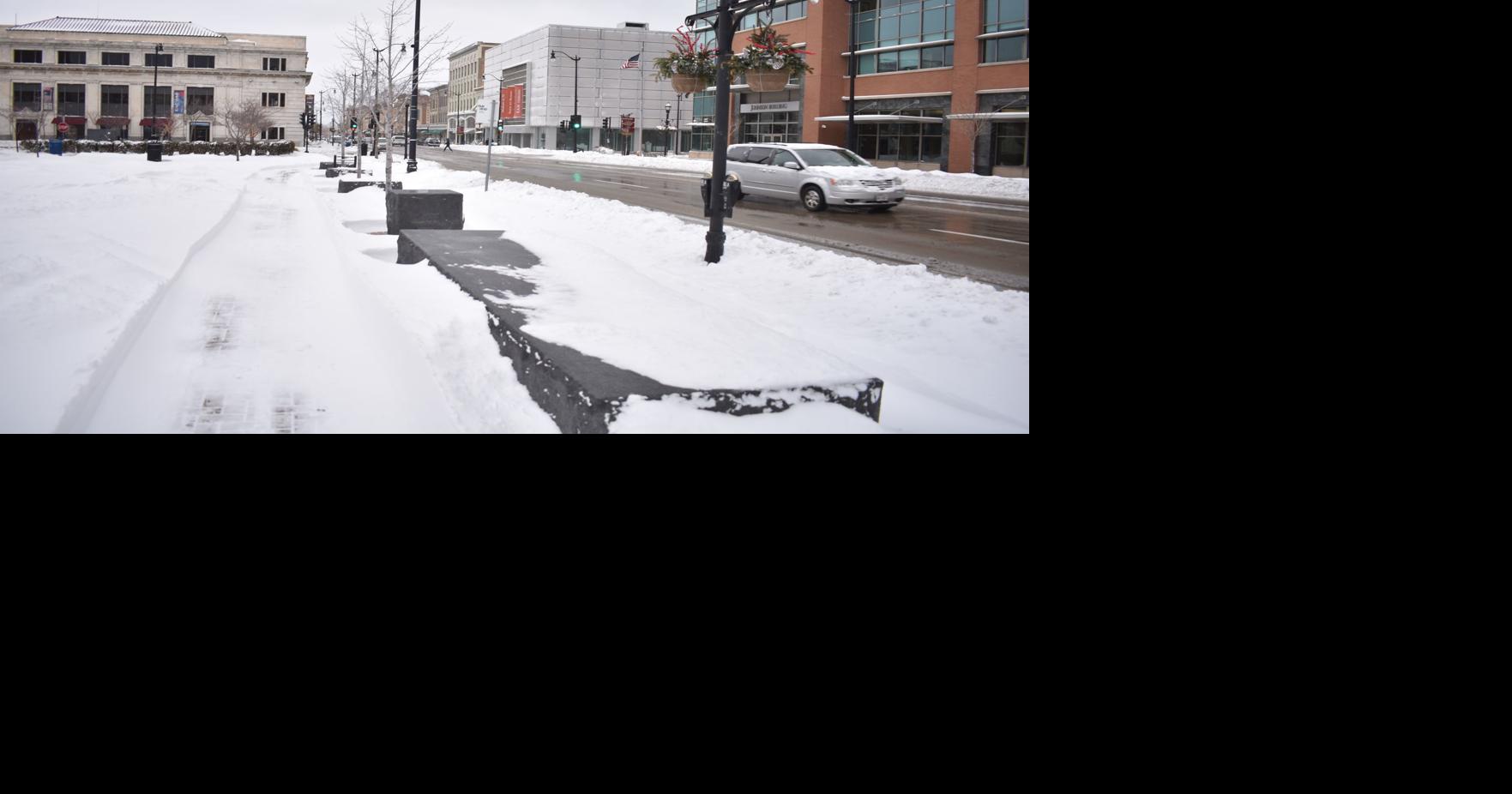 More than 10 inches of snow reported in some areas of Racine County