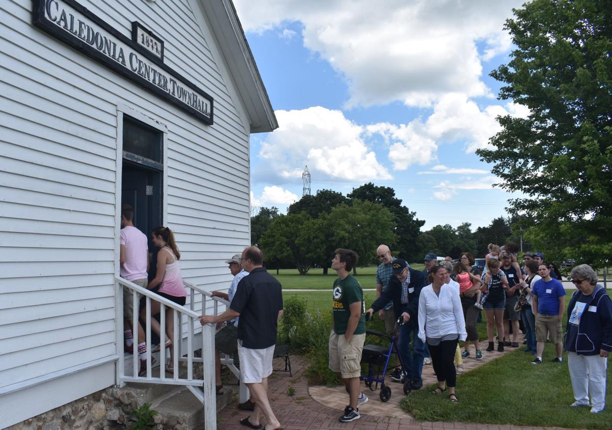 Celebrating their ancestry, Lamberton clan reassembles Local News