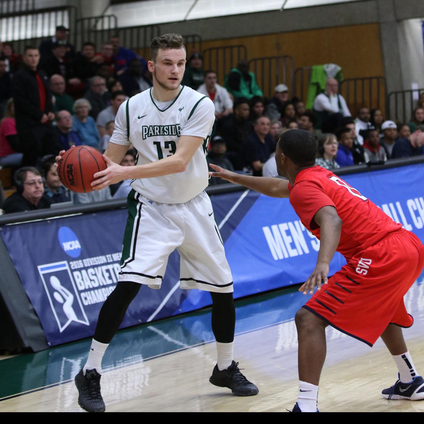 Uw Parkside Basketball Lots Of Bite In Underdog Rangers