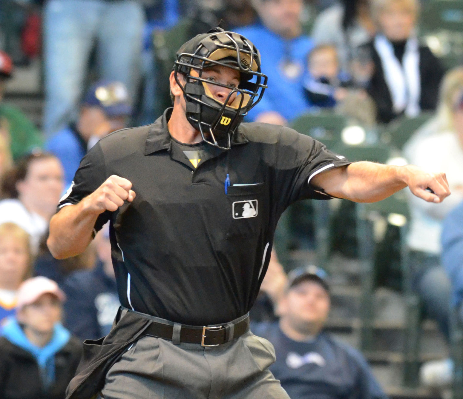 Umpire MLB discrimination lawsuit should stay in Ohio