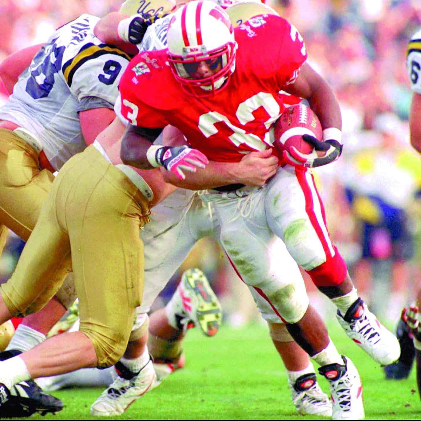Former Football Star Moss Charged With Cocaine Possession Crime And Courts Journaltimes Com