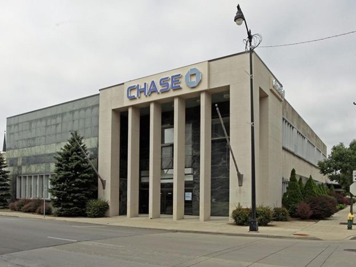 How to Close Out a Chase Bank Account