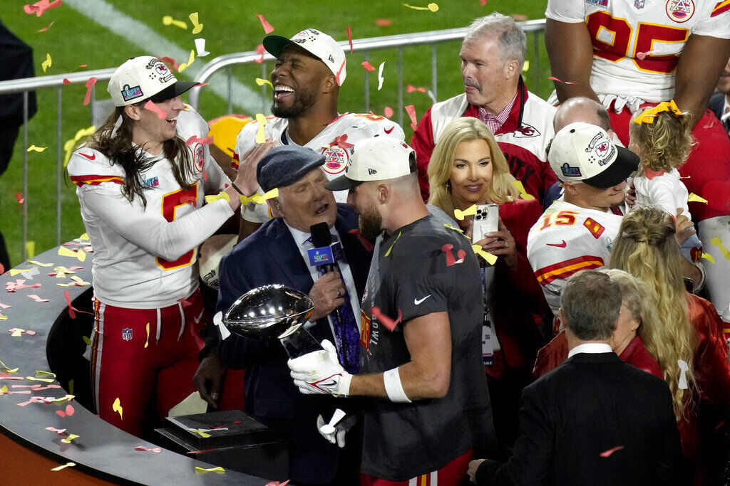 Isiah Pacheco wears Rutgers sweatshirt at KC Chiefs parade 2023