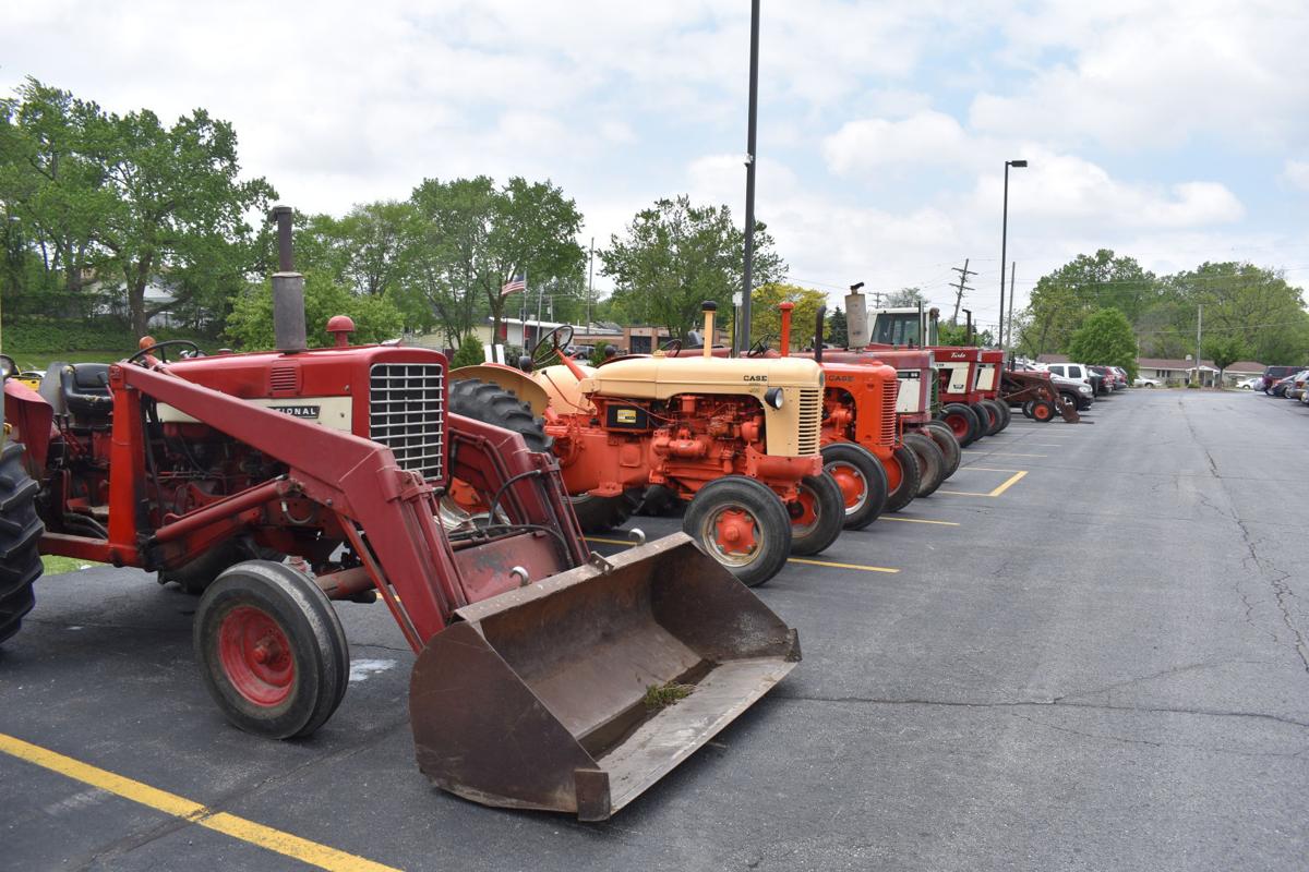 Union Grove HS celebrates tractor day Local News