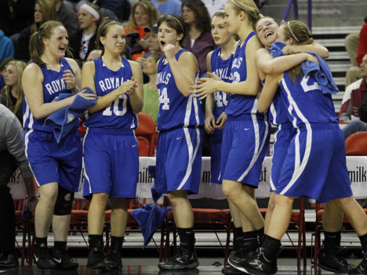 Photos Assumption Runs Past Wausau Newman Girls Journaltimes Com