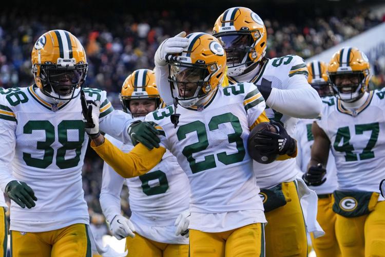 Packers rally back with 18 point final frame against Bears