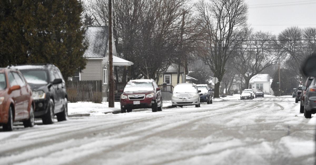 How snow cancellations affect Racine area school schedules
