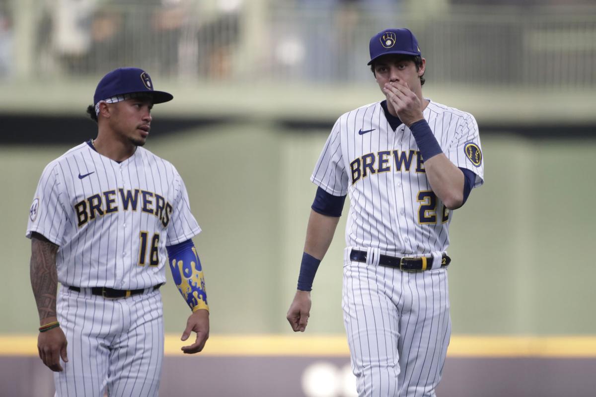 Milwaukee Brewers: Kolten Wong Heading Back to IL