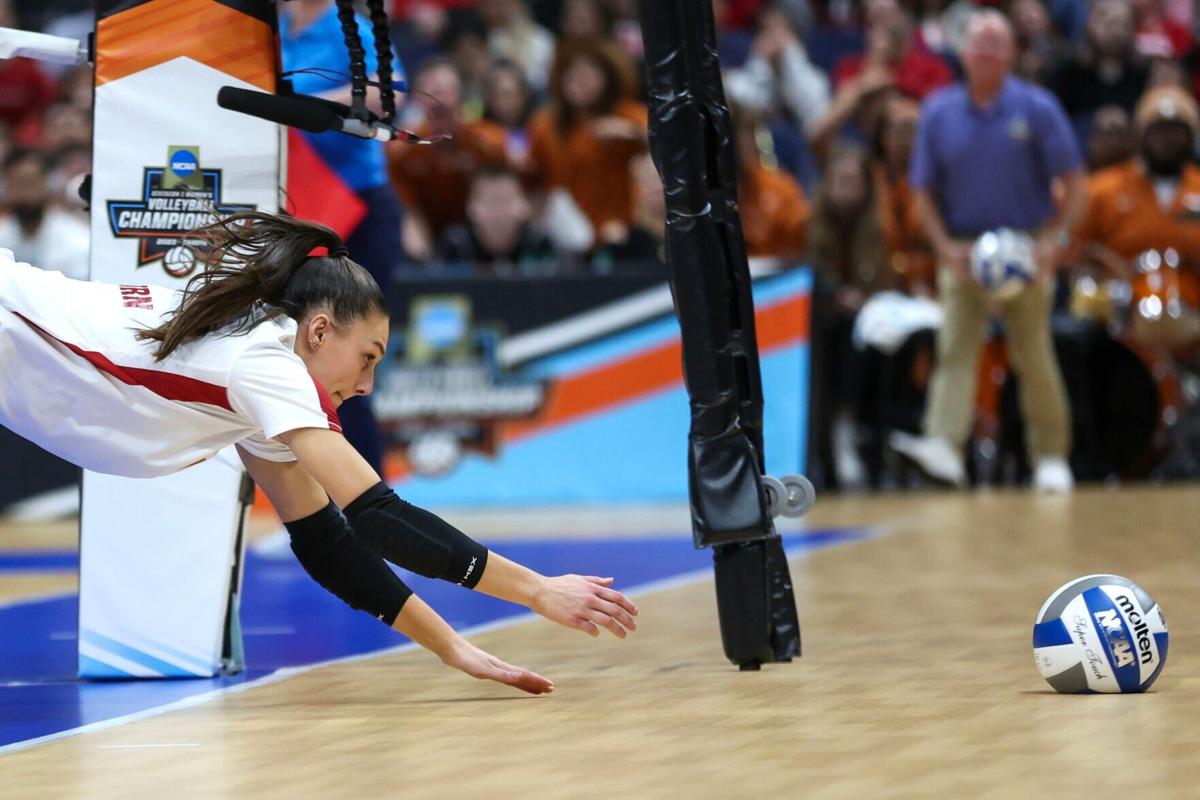Likes, dislikes from Wisconsin volleyball loss to Texas