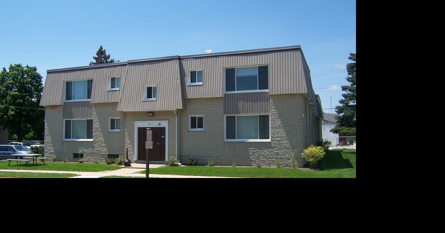 Realty company finishes 2M Durand Plaza renovation