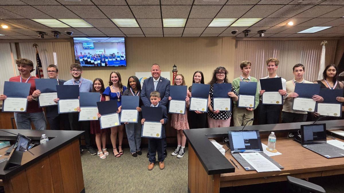 Mayor’s Youth Commission Honors Kenosha Students for Achievement, Service