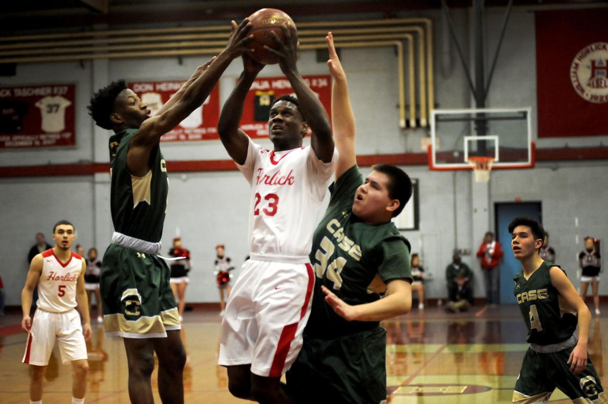 Basketball Horlick Boys Case Girls Win In Doubleheader
