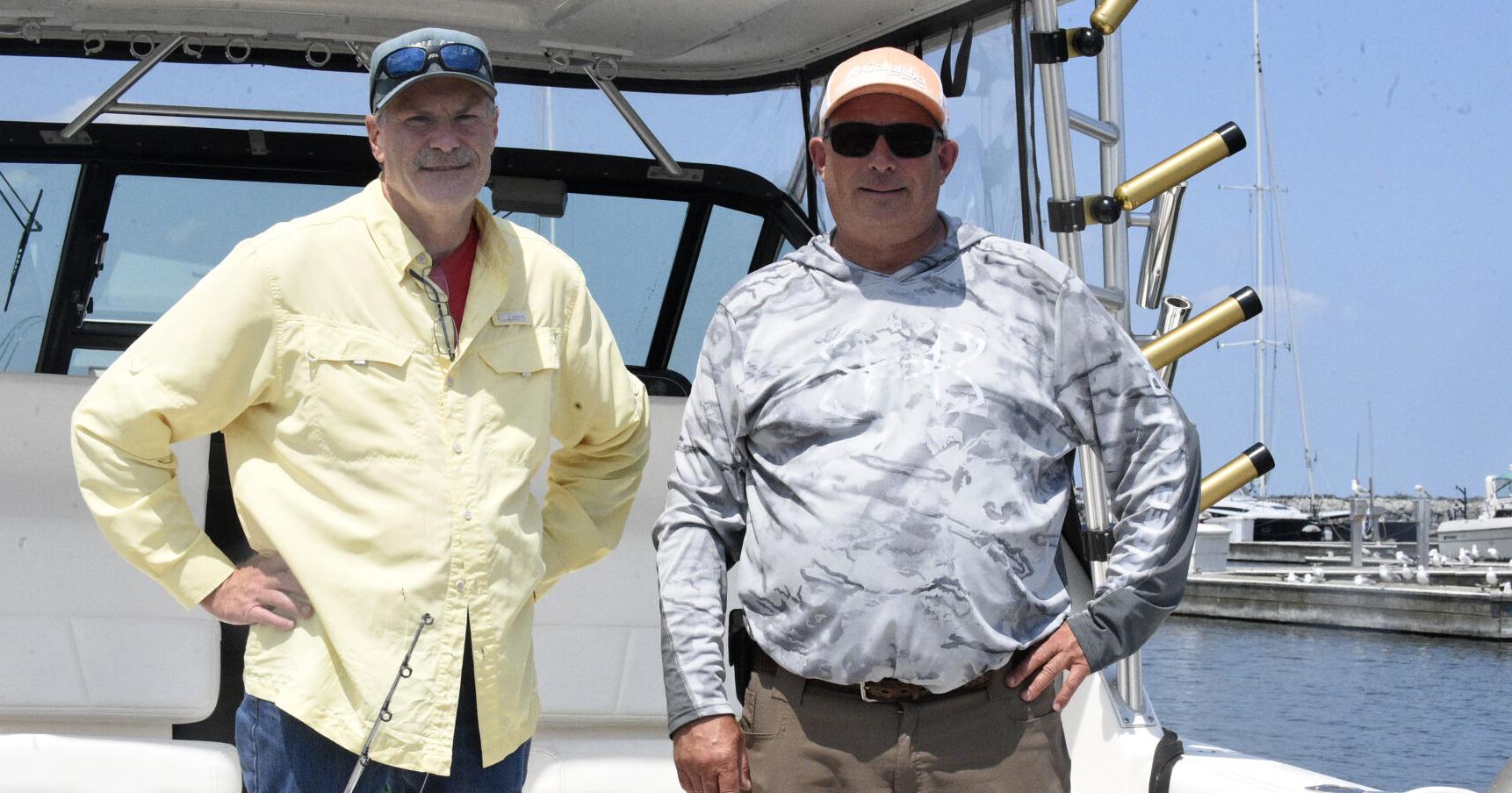 Bender and Carrington win Two on a Boat contest - Vimarsana News
