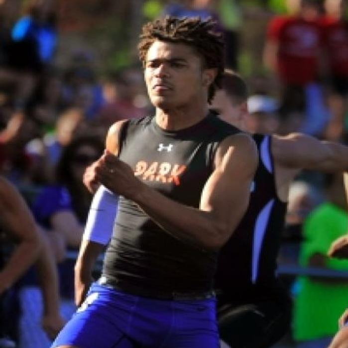 Racine Elite Track Team Sets Bar High Sports Journaltimes Com