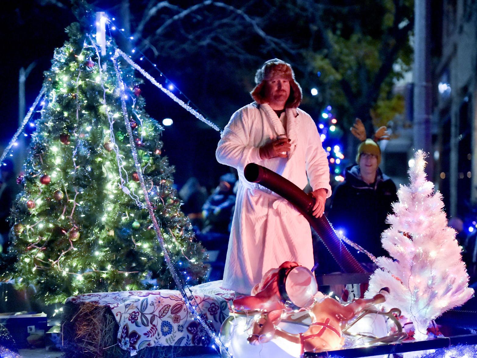 Out On The Town Burlington S Christmas Parade Local News Journaltimes Com Burlington Wi Christmas Parade 2021