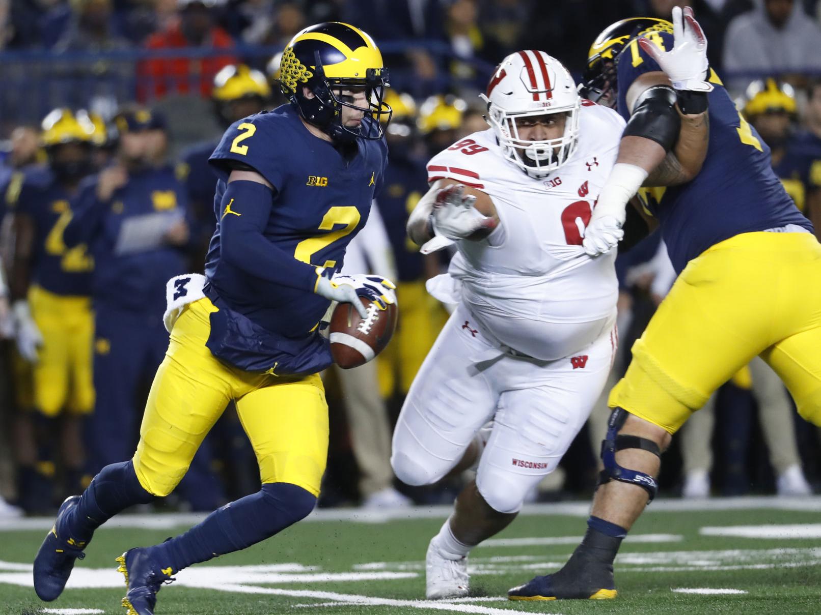 Packers Former Badger Sagapolu Aiming To Make A Name For Himself At Camp Football Journaltimes Com