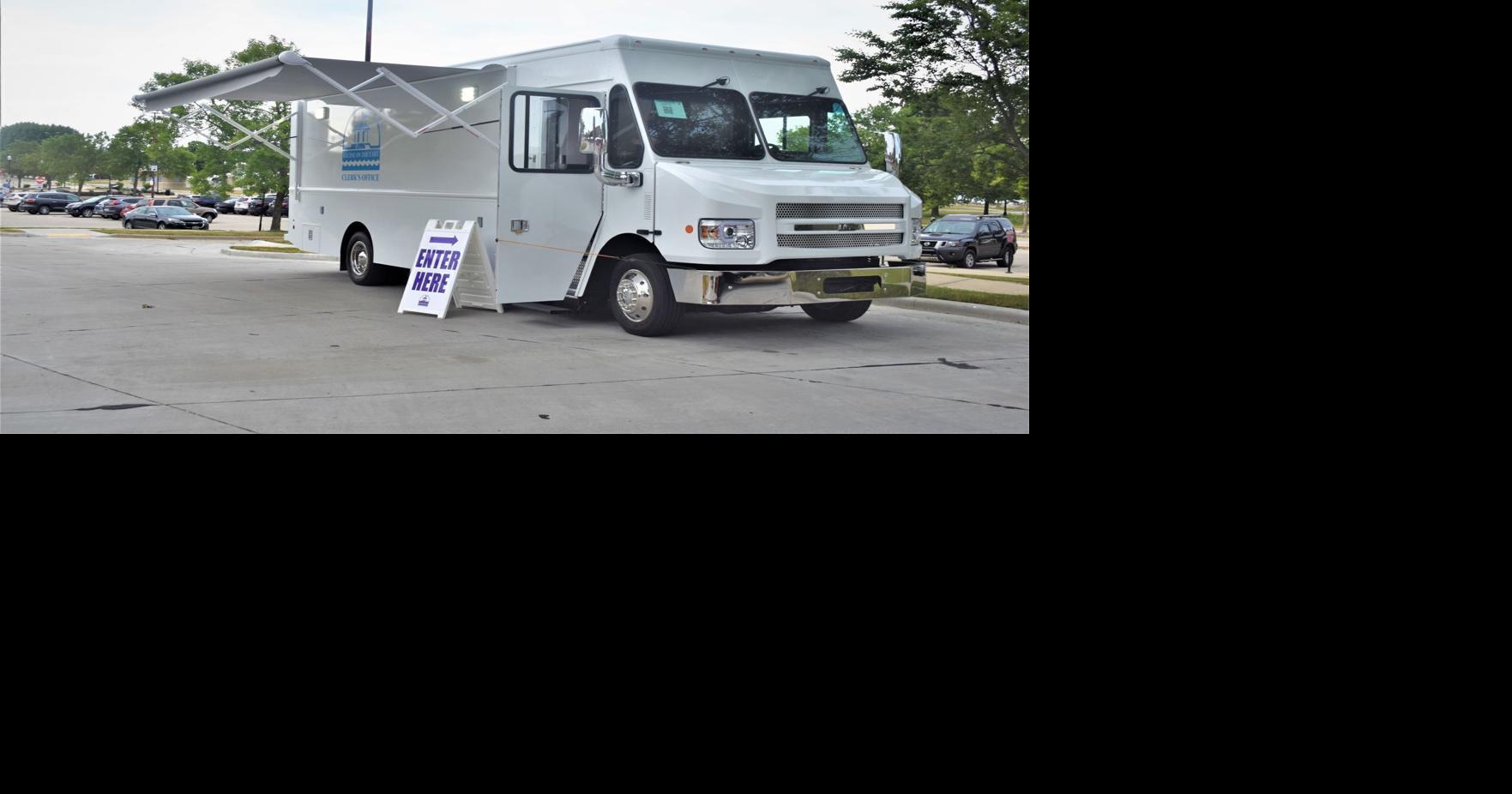 hulp in de huishouding Van hen postzegel Fact check on Racine's mobile voting truck